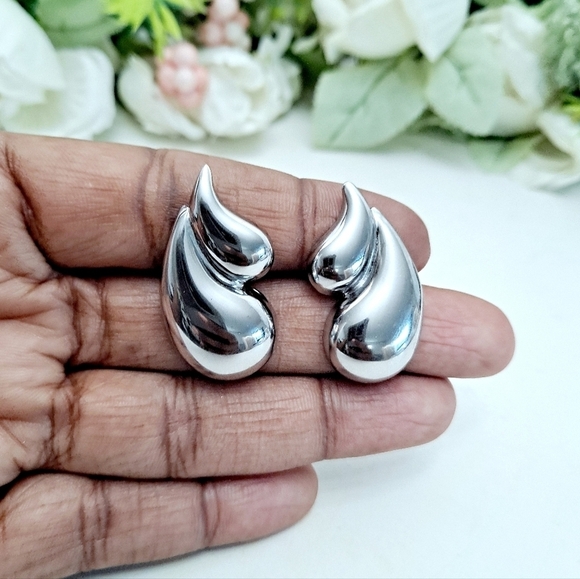 💖 2/$30 Teardrop silver earrings 18K Titanium steel boho punk‎ grunge emo - Picture 11 of 13